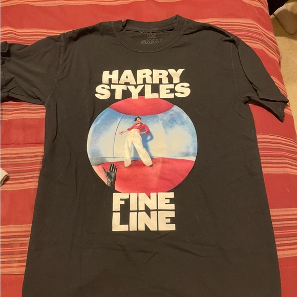 Black Graphic Tee - Harry Styles Fine Line - Picture 1 of 2